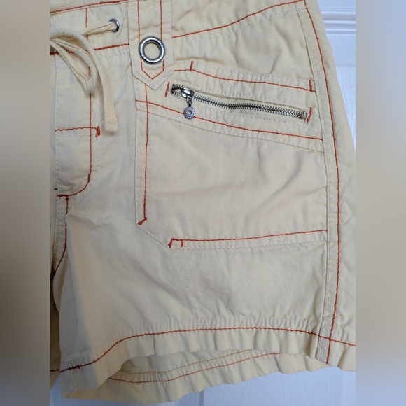 Point Zero Women's Yellow Cargo Shorts - Women's Size 7 - Picture 2 of 9